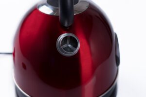 Kodumasinad | Veekeetja Orava Hiluxe, punane | Tehnomaan