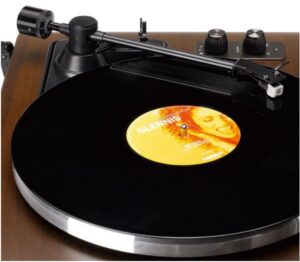 Kodumasinad | Vinüülplaadimängija integreeritud kõlaritega 80W Lenco LS470WA | Tehnomaan