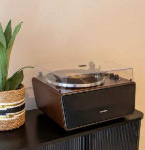 Kodumasinad | Vinüülplaadimängija integreeritud kõlaritega 80W Lenco LS470WA | Tehnomaan