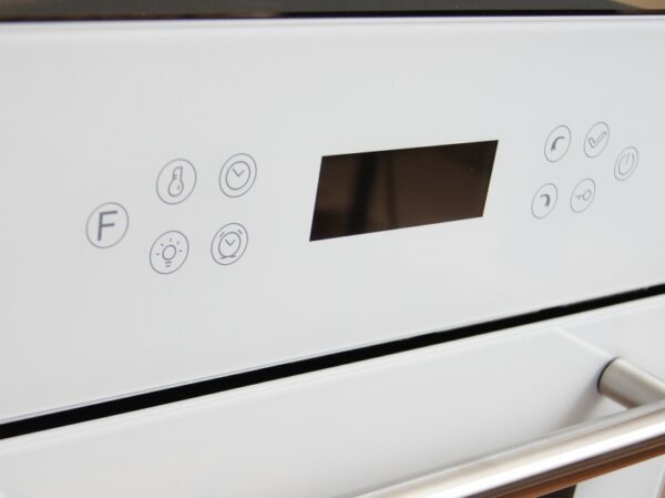 Kodumasinad | Integreeritav ahi Schlosser STF45WHTL | Tehnomaan