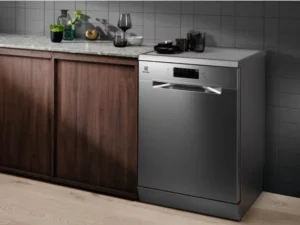 Electrolux ESM48310SX - Image 3