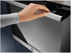 Electrolux EOF3H50X - Image 3