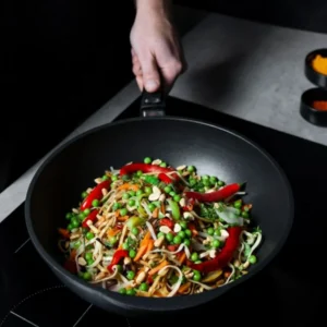 Wok-pann äravõetava käepidemega AMT Gastroguss I1132SEZ20B - Image 4